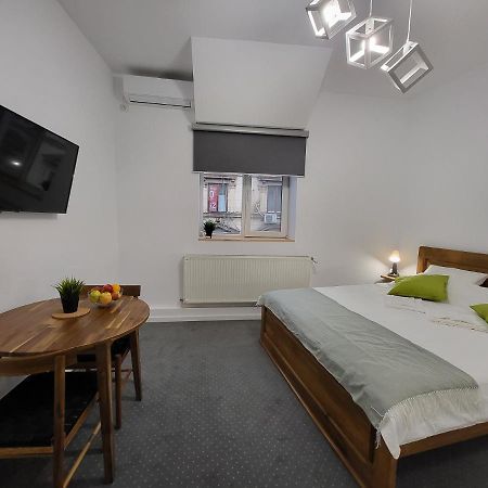 Cozy Old Town Apartments - Lipscani Букурещ Екстериор снимка