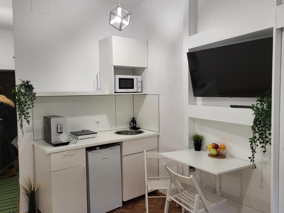 Cozy Old Town Apartments - Lipscani Букурещ Екстериор снимка